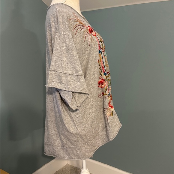 Johnny Was Gray Top with Colorful Embroidery - Picture 2 of 4